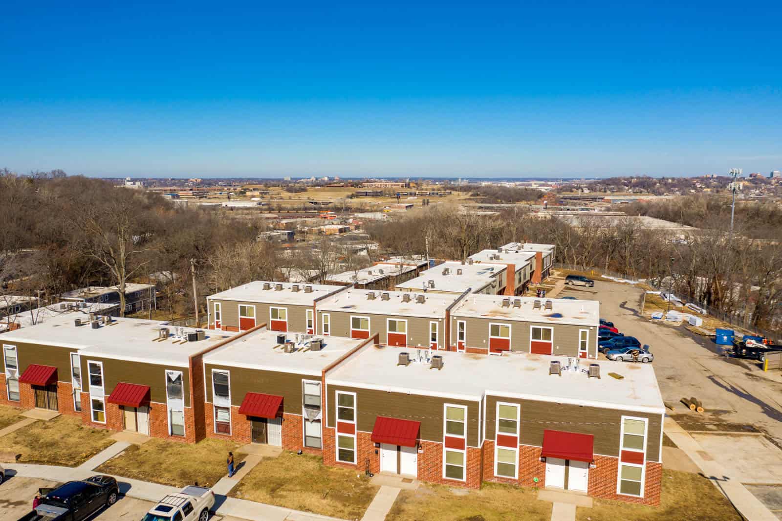 drone photo of apartment complex in Kansas City, Missouri