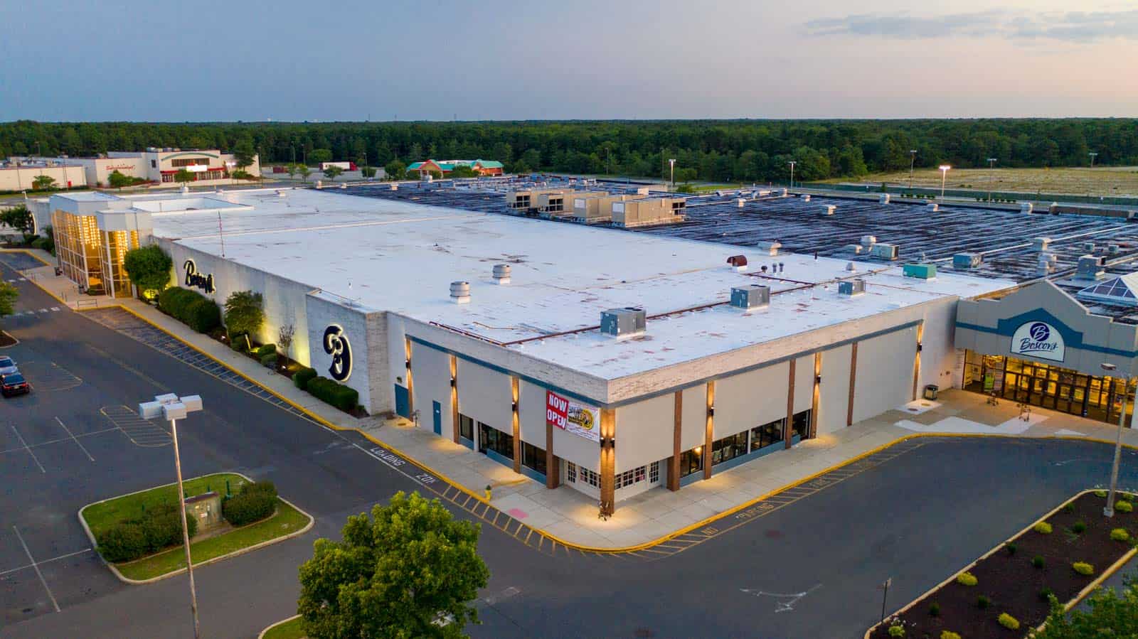 drone photo of commercial real estate property in Egg Harbor Township, NJ