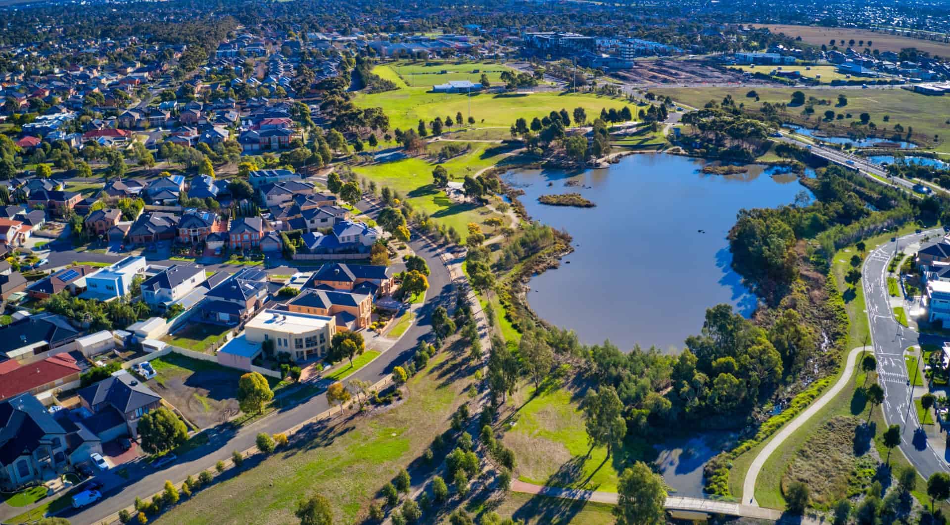 lakeside living australia