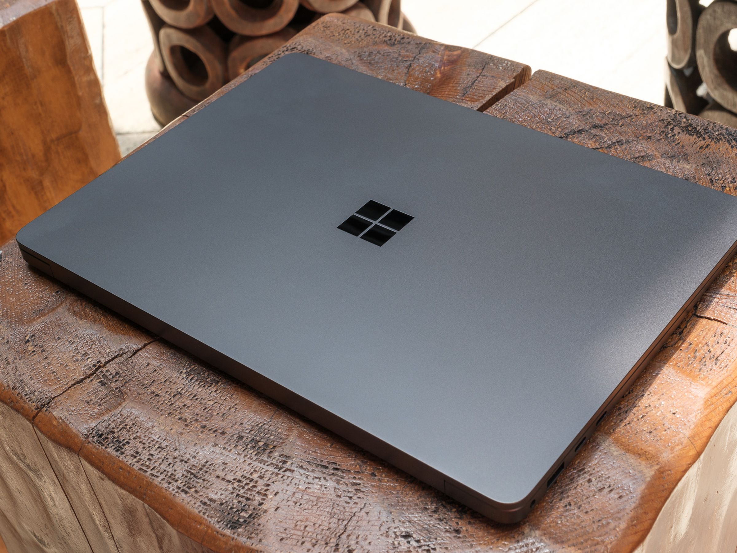 A hands-on photo of Microsoft’s 13.8-inch Surface Laptop.