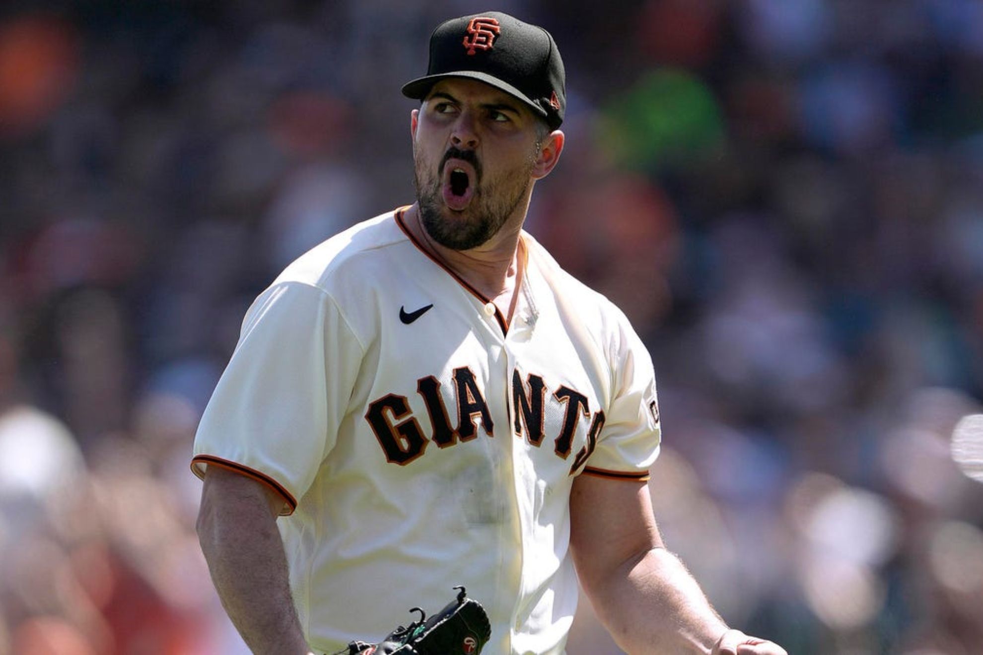 Carlos Rod�n with the San Francisco Giants. He will now become a New York Yankee.