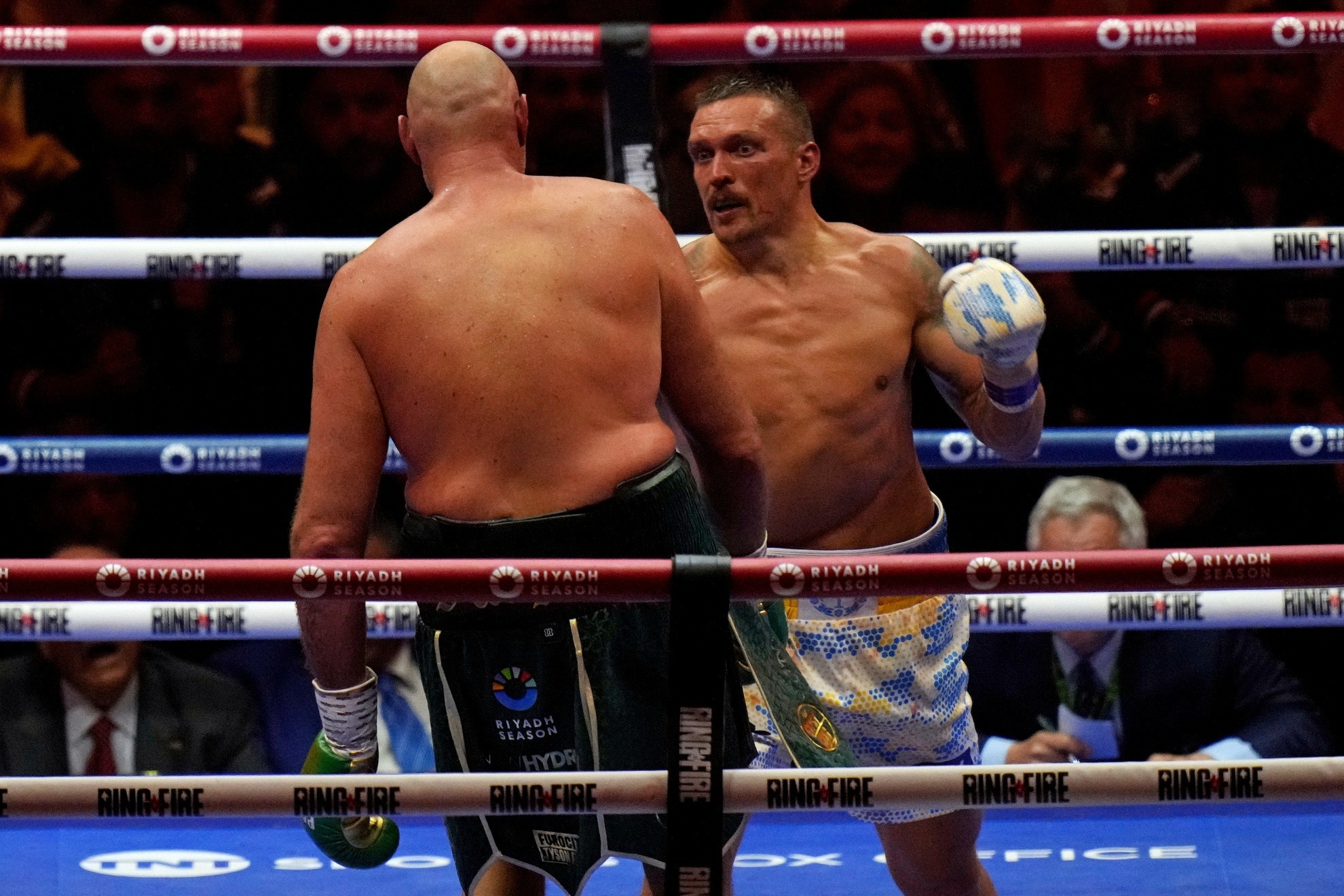 Oleksandr Usyk punches Tyson Fury in Saudi Arabia.