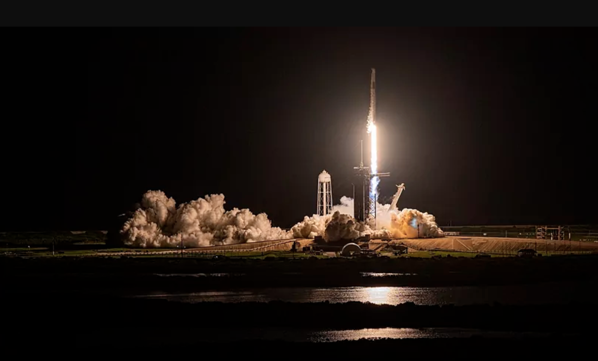 SpaceX Falcon 9 ties reuse record with Arctic Broadband satellite launch