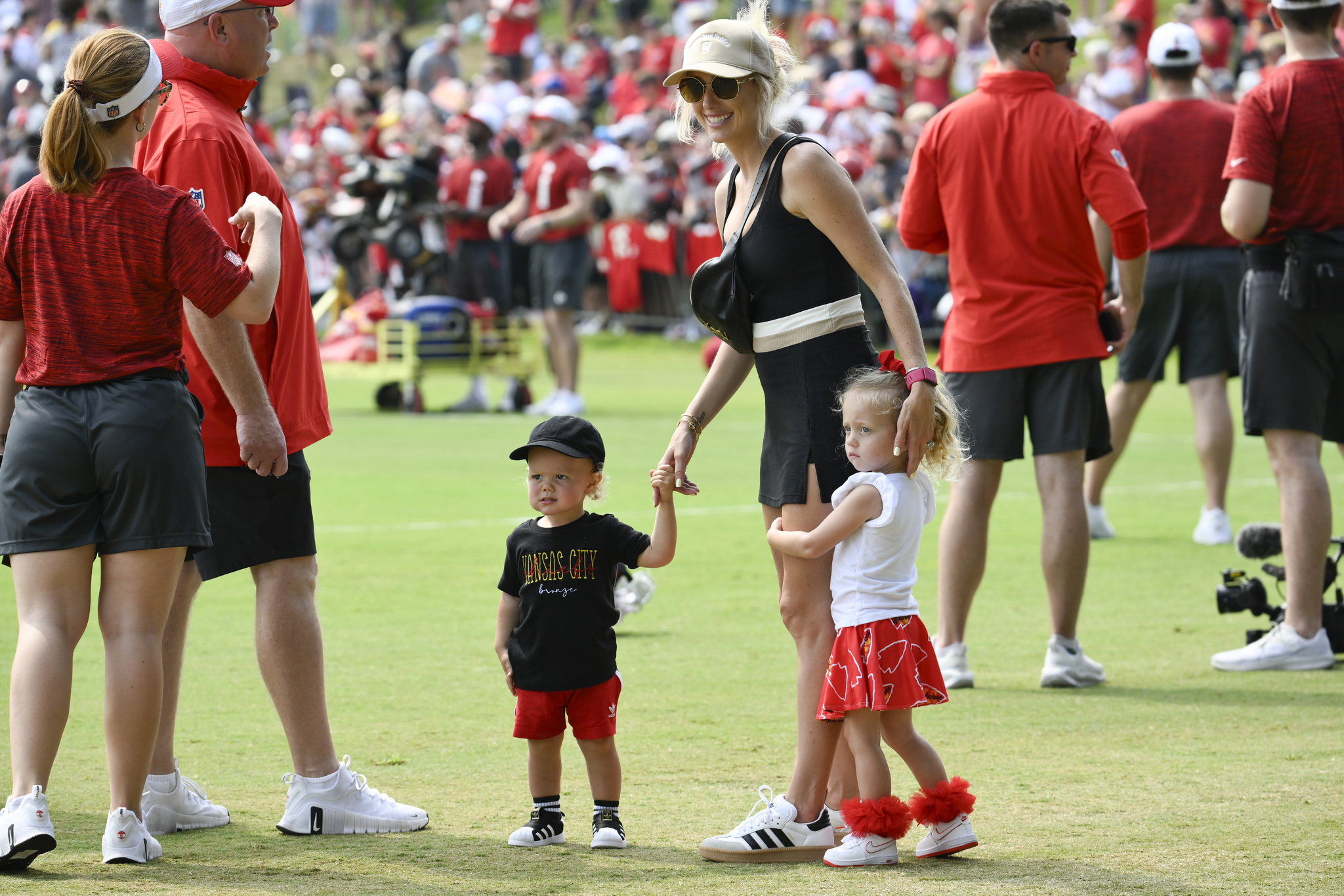 Brittany Mahomes with her children