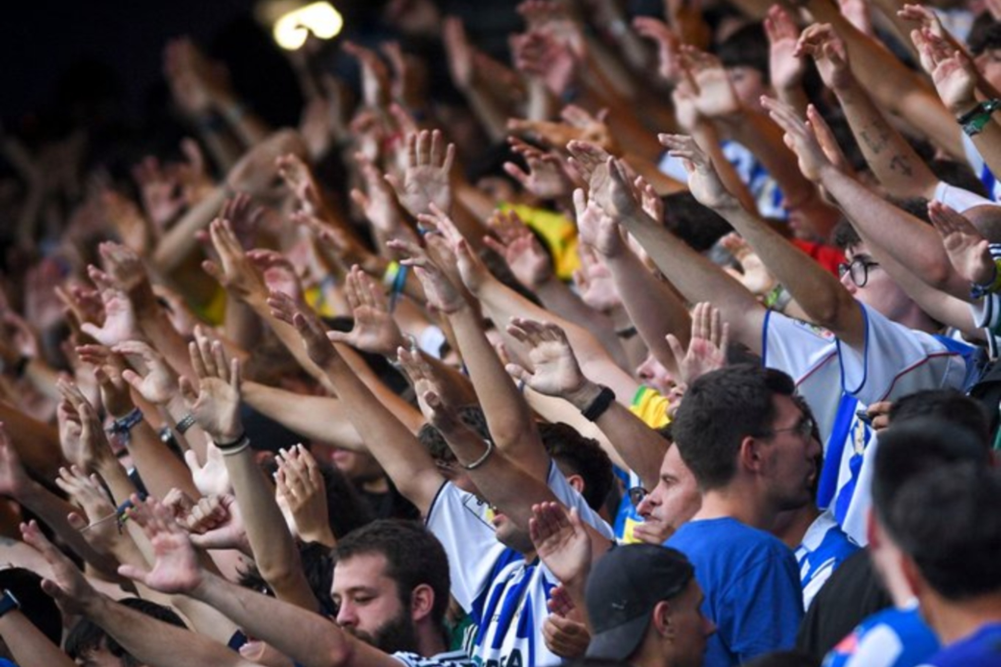 Estadios Hyperllenos en una Segunda... de primera