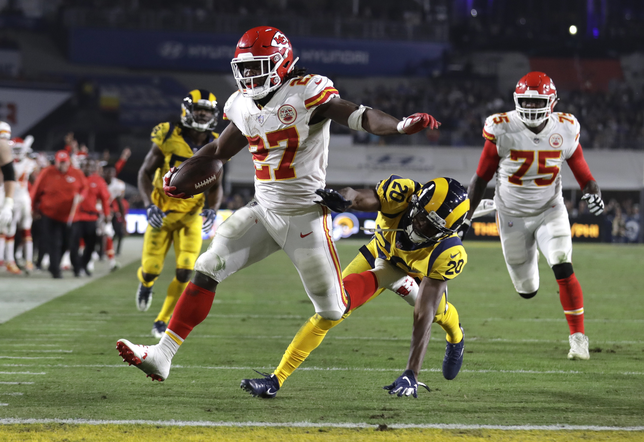 Patrick Mahomes and Andy Reid reveal the great advantage of Kareem Hunt in his return to the Chiefs