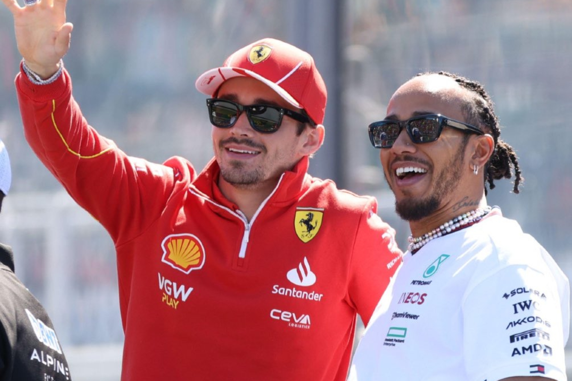 Charles Lelerc y Lewis Hamilton, en un GP de F1