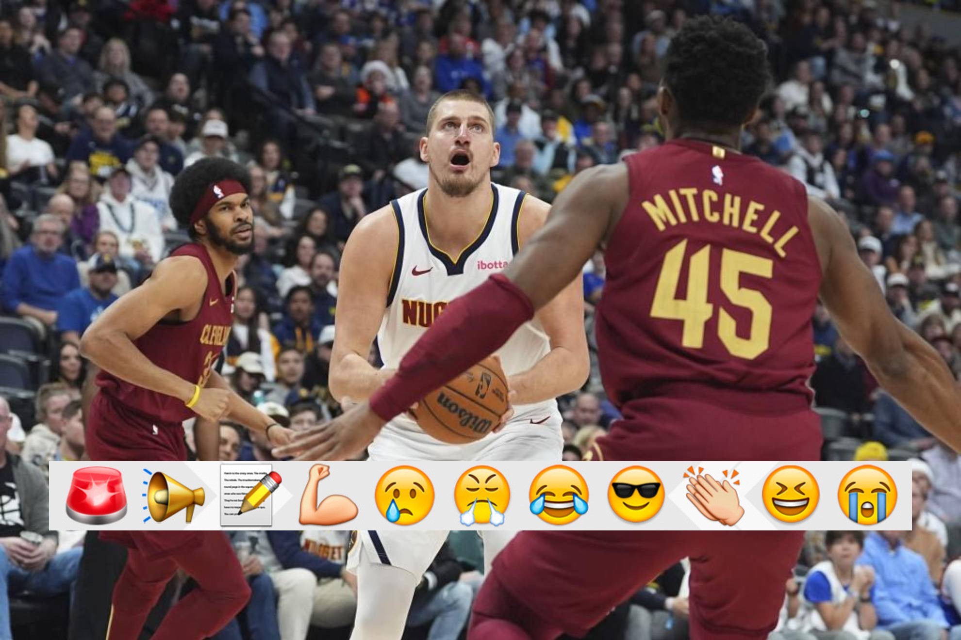 Nikola Jokic, presionado por Jarrett Allen y Donovan Mitchell.