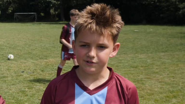 Young footballers in Oxford