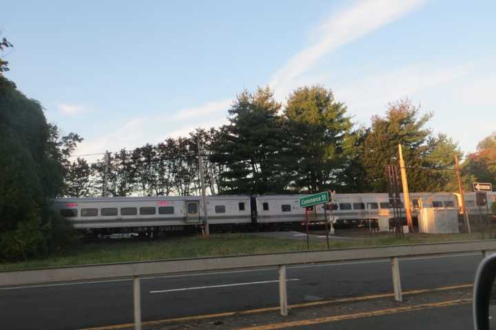 Waze Aims To Provide Metro-North Rail-Crossing Alerts