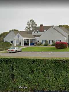 COVID-19: NY Suspends Country Club's Liquor License After Super Spreader