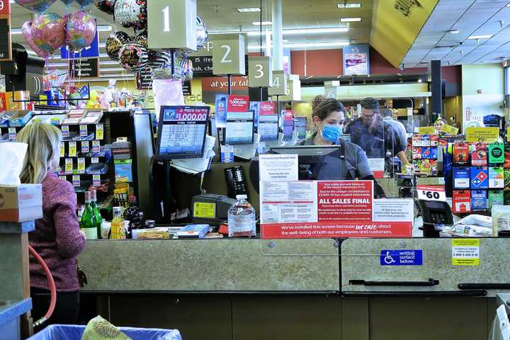 COVID-19: These Grocery Stores Are Paying Employees To Get Vaccinated