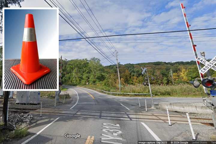 Railroad Crossing On Busy Hudson Valley Road To Close For Several Days: Here's Where