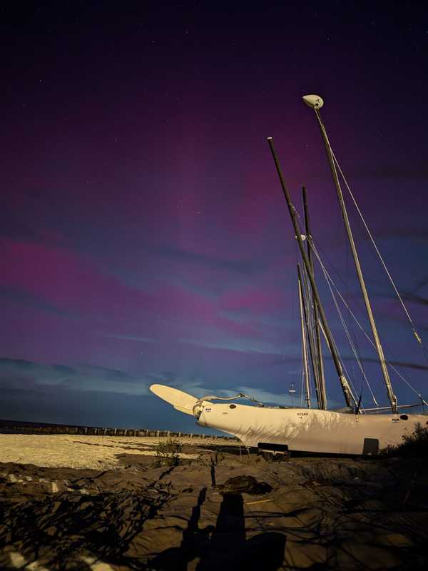 Northern Lights Dazzle New Jersey Residents (PHOTOS)