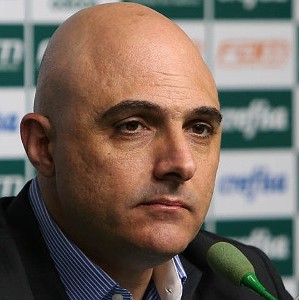 'Próximos dias definem nova forma de administrar o Palmeiras'