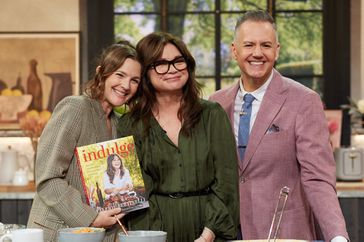 Drew Barrymore, Valerie Bertinelli and Ross Mathews on The Drew Barrymore Show 