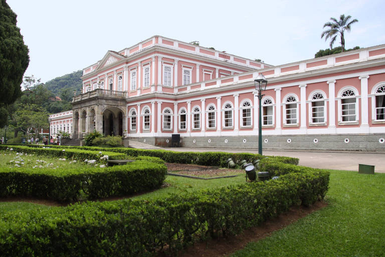 Casa da Princesa Isabel e Palácio Rio Negro sofreram danos em Petrópolis