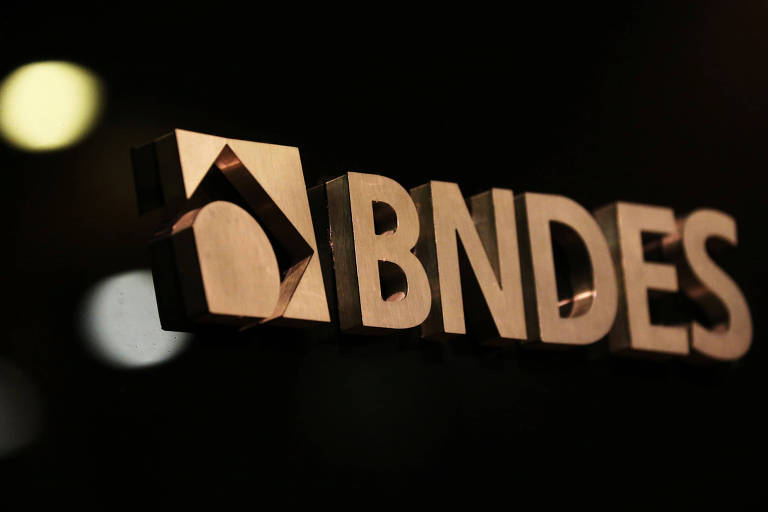 BNDES paga bônus médio de R$ 130 mil a funcionários; veja outras estatais