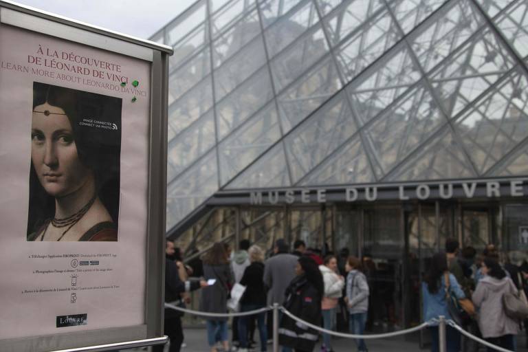 A 'Mona Lisa', Kim Kardashian dos retratos italianos do século 16, tem que sair do Louvre