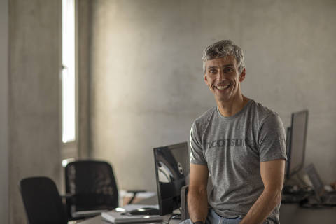 SAO PAULO, SP - 19 JULHO: O empreendedor Thomaz Srougi, diretor executivo do Dr Consulta, posa para foto na sede da empresa, na Vila Olimpia, em 19 de julho de 2019. (Foto: Renato Stockler)******PREMIO EMPREENDEDOR SOCIAL 2019******