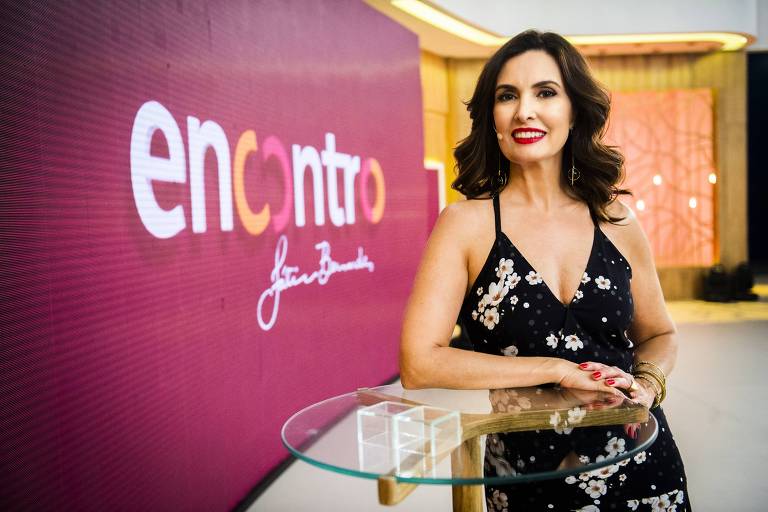 Fátima Bernardes volta ao ar segunda-feira, sem plateia e com lives