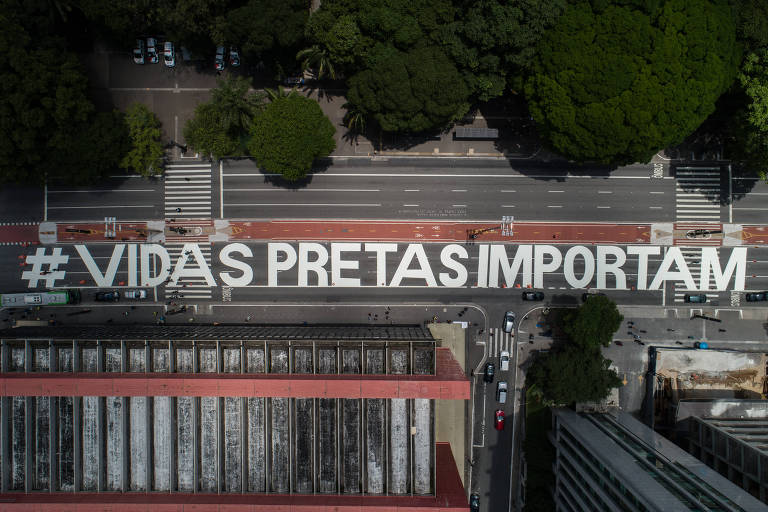 Dia da Consciência Negra deve ser olhado sob a perspectiva da reflexão