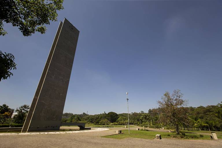 Redação da Fuvest poderá cobrar diferentes gêneros textuais a partir de 2025