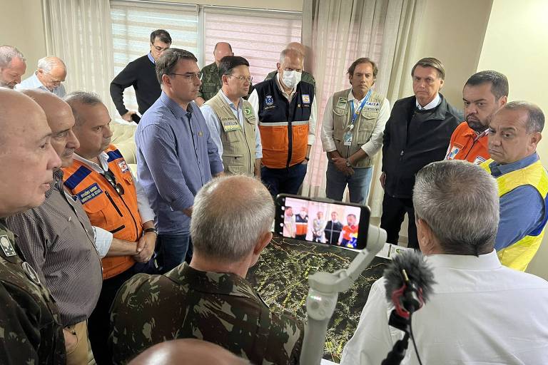 'Não temos como nos precaver de tudo', diz Bolsonaro em Petrópolis