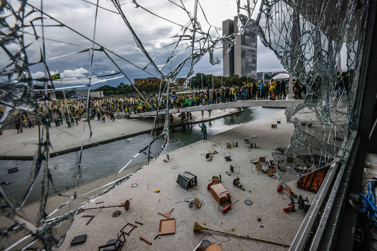 Abin instala plano contra ameaças no 7/9 e se soma a Exército e PM no cerco a bolsonaristas