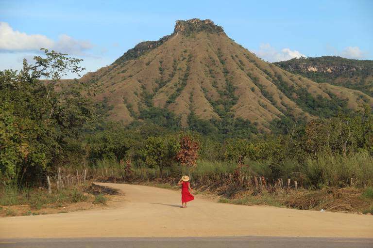 Morro do Segredo, em Lajeado, a cerca de 60 km de Palmas, no Tocantins; trilha até o cume é relativamente curta e oferece uma linda vista do Rio Tocantins