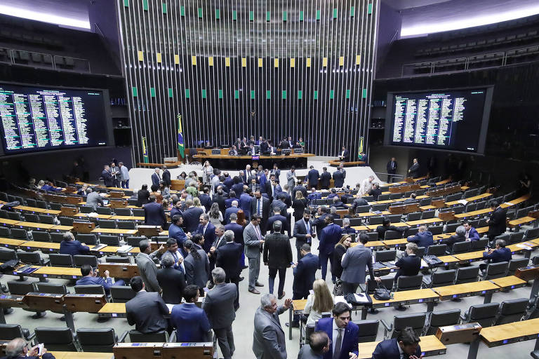 Deputados querem Emgea de volta ao plano de desestatização