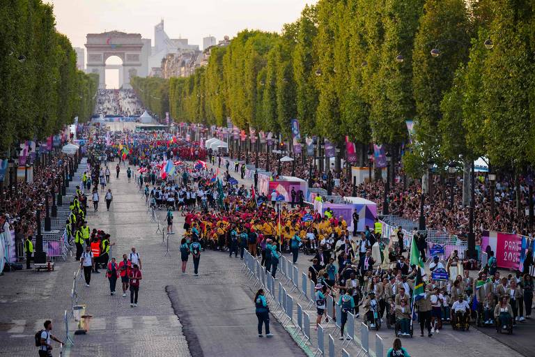 Abertura paralímpica soma diversité ao lema dos franceses