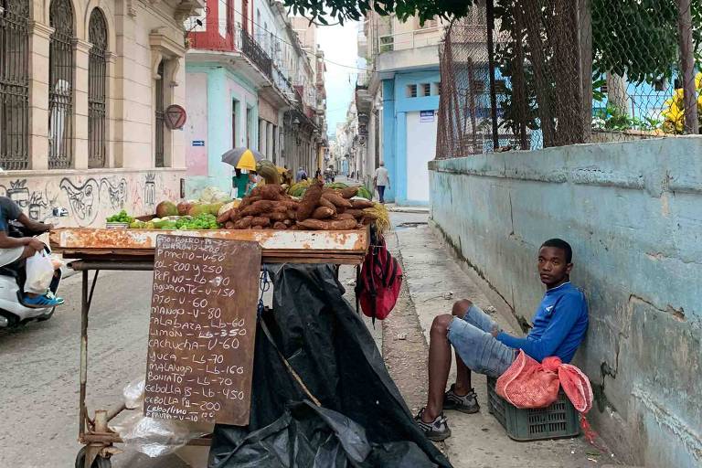 De analgésico a alimentos básicos, cubanos vivem escassez generalizada