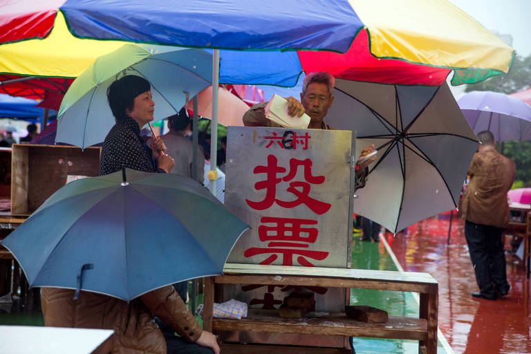 Chinesas confrontam costume que nega direitos à terra após casamento