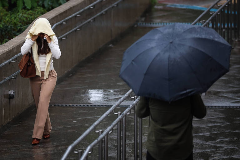 São Paulo tem previsão de chuva forte e vento até o fim de semana, alerta Defesa Civil