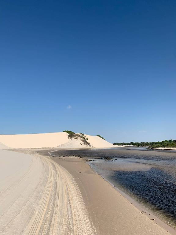 Rio Grande com nível d’água abaixo do normal, no Parque Nacional dos Lençóis Maranhenses, em dezembro de 2023