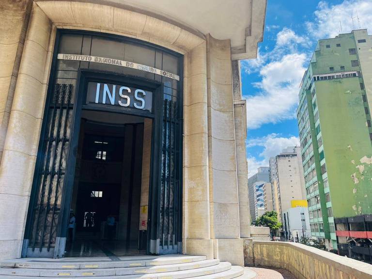 Vazamento do INSS pode gerar pânico