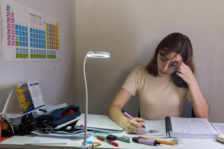 Estudantes se preparam para maratona de vestibulares, com Enem e Fuvest na sequência