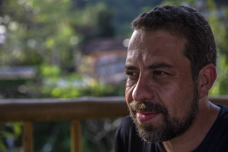 Boulos escolhe um lado na encruzilhada sobre o futuro da esquerda