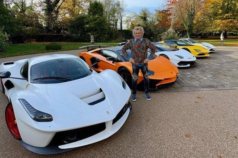 Rod Stewart diz que pensa em desfazer de sua coleção de carros esportivos