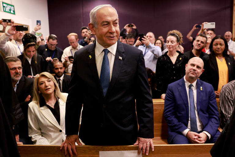 Netanyahu depõe pela 1ª vez em processo no qual responde por corrupção