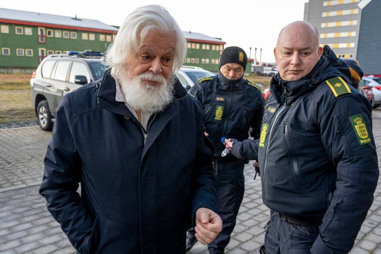 Ativista ambiental Paul Watson é libertado pela Dinamarca, que nega extradição para o Japão