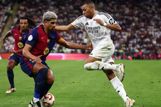 Spanish Super Cup - Final - FC Barcelona v Real Madrid