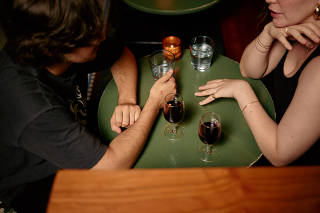 Over the last ten years, an increasing number of people between the ages of 35 and 50 said they drank or binge drank in the past month. (Marissa Alper/The New York Times)