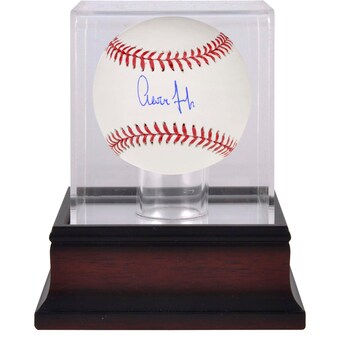 Autographed New York Yankees Aaron Judge Fanatics Authentic Baseball and Mahogany Display Case