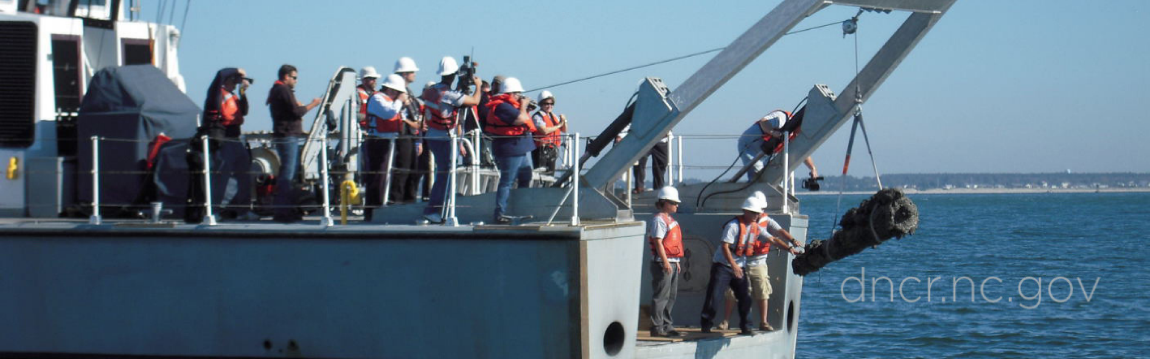 cannon being raised by QAR Team