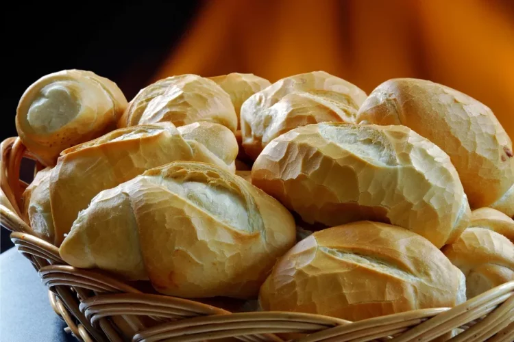 Comer pão engorda?