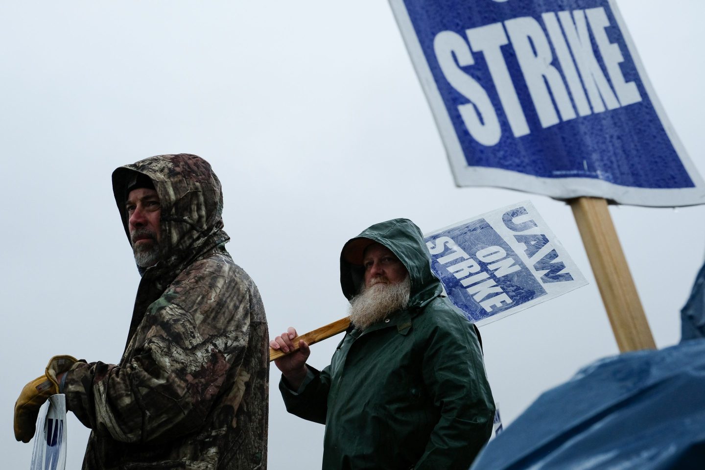 UAW members held rallies outside the GM Spring Hill Manufacturing plant in Spring Hill, Tennessee, last October before reaching an agreement with the Big  Three automakers.