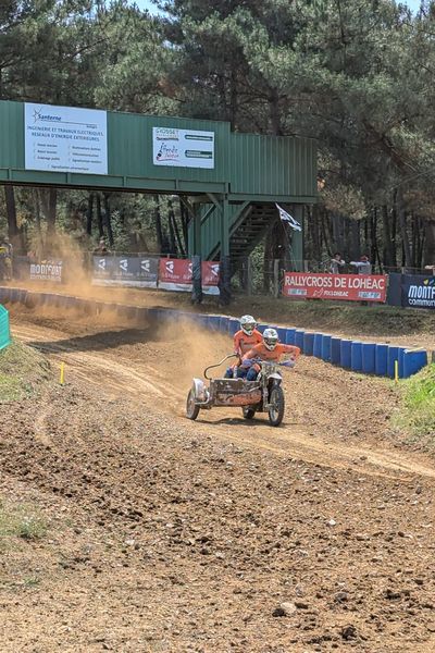 Du samedi 13 au dimanche 14 juillet 2024, le championnat du monde de side car avait lieu pour la cinquième fois sur le terrain de motocross d'Iffendic près de Rennes. 8 000 spectateurs sont venus admirer la compétition.