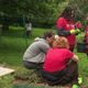 De jeunes décrocheurs bretons engagés dans le programme "Apprentis Solidaires"